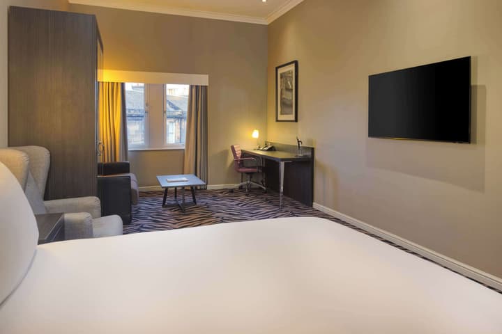 DoubleTree by Hilton Edinburgh City Centre