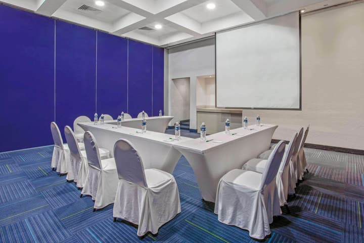 CHN Hotel Monterrey Centro, Trademark by Wyndham