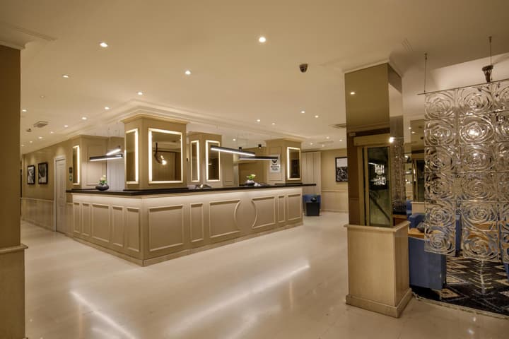 Best Western Plus Globus Hotel