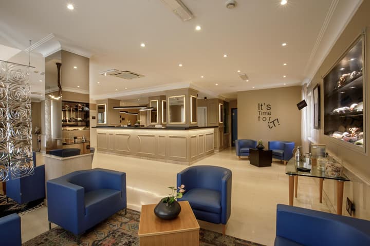 Best Western Plus Globus Hotel