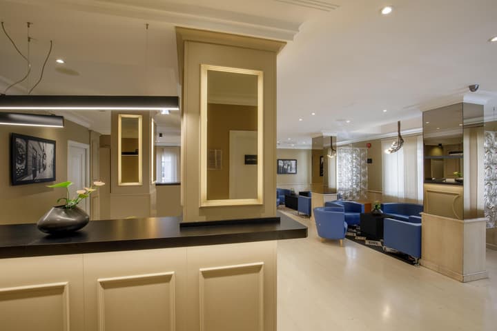 Best Western Plus Globus Hotel