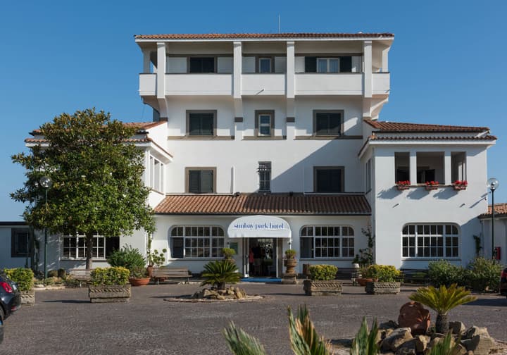 Sunbay Park Hotel