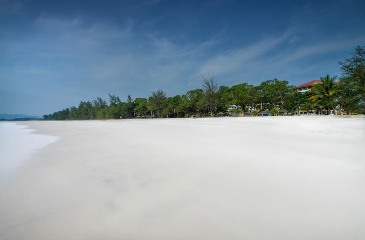 Swiss-Grand Beach Resort Kuantan