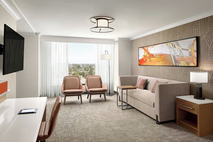 Delta Hotels by Marriott Anaheim Garden Grove