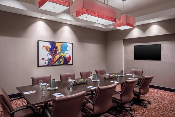 Delta Hotels by Marriott Anaheim Garden Grove