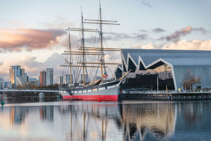 Holiday Inn Express Glasgow Airport by IHG