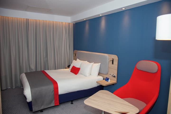 Holiday Inn Express Cardiff Bay by IHG