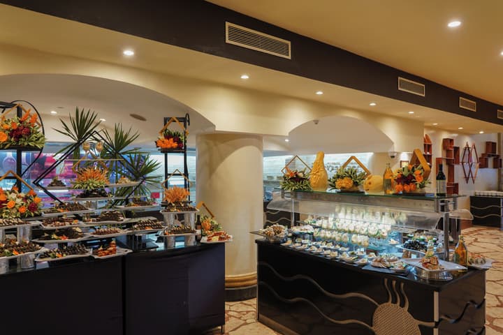 Safir Sharm Waterfalls Resort