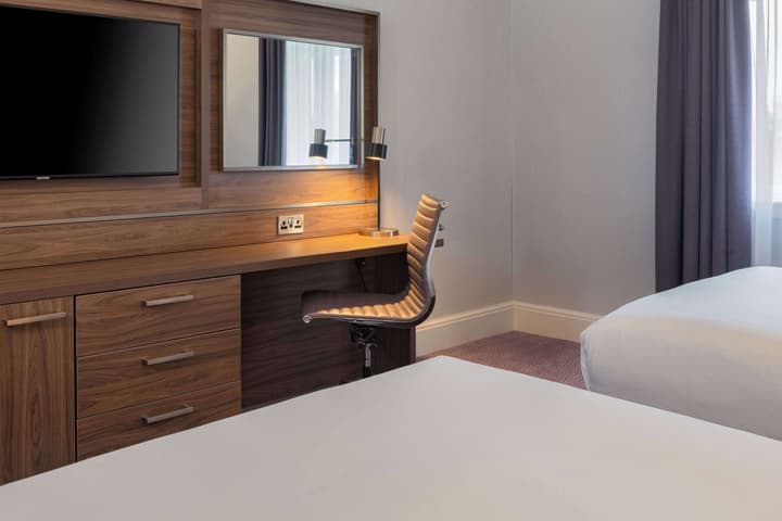 DoubleTree by Hilton Edinburgh Airport