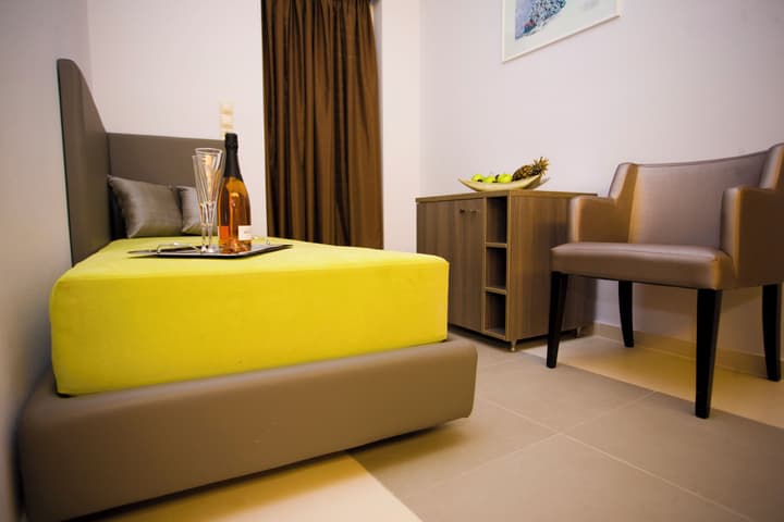 Astron Hotel