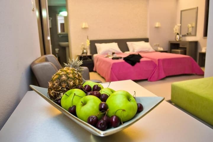 Astron Hotel