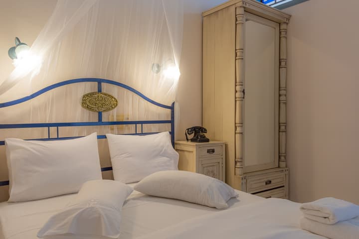 Pandora Suites