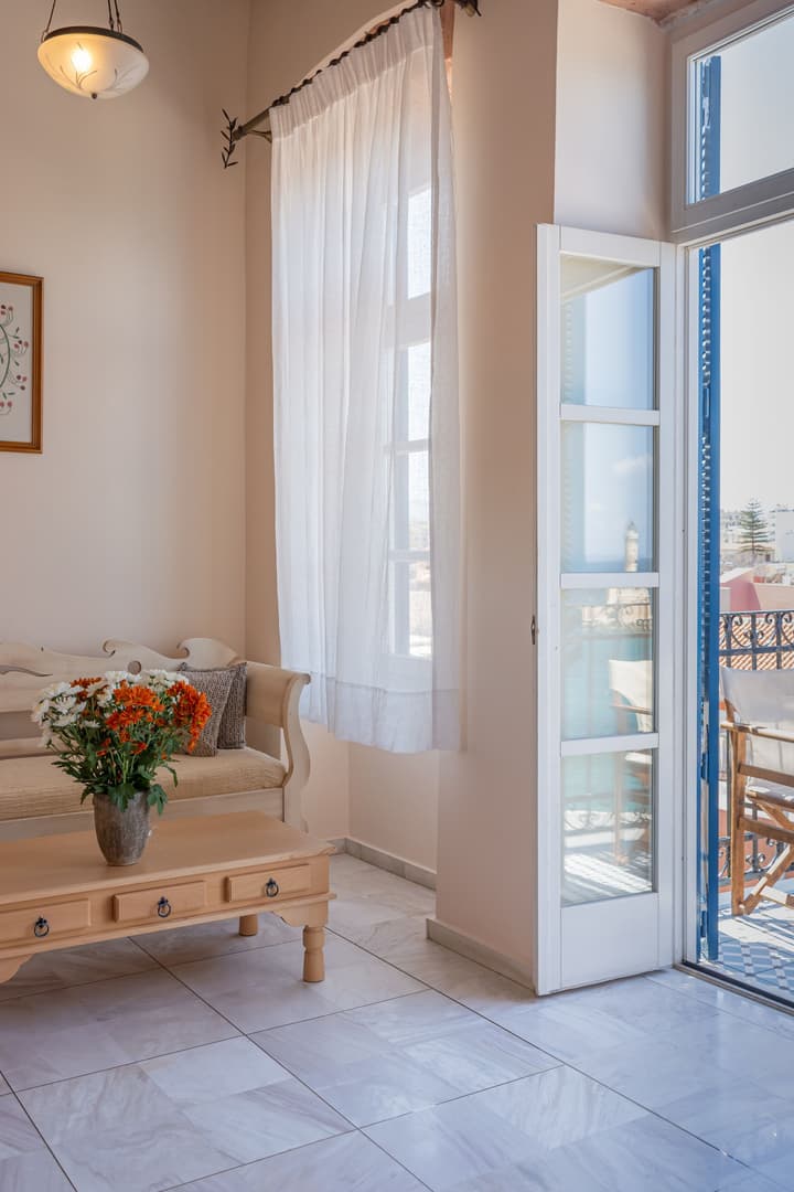 Pandora Suites