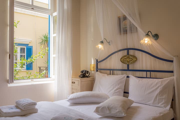 Pandora Suites