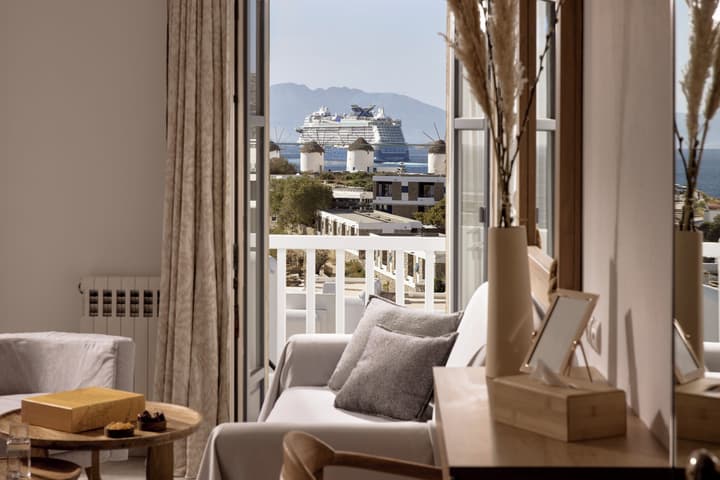 Mykonos Adonis Hotel