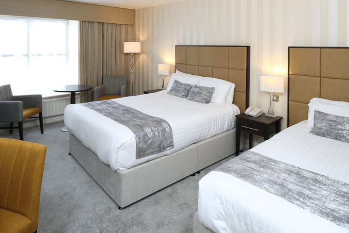 Menlo Park Hotel