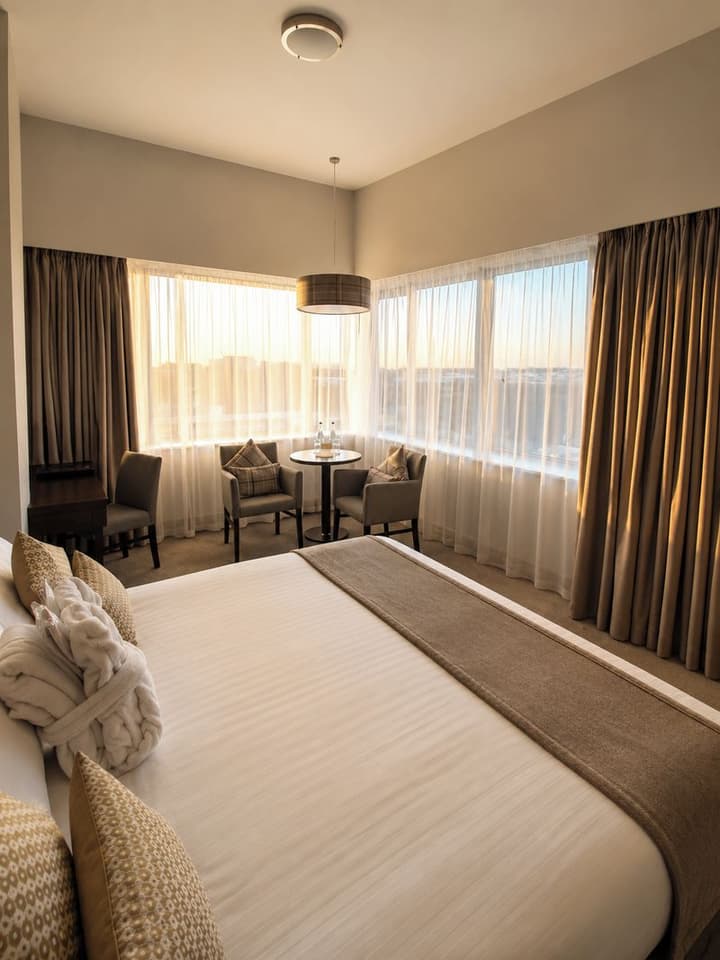 Menlo Park Hotel