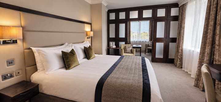 Menlo Park Hotel
