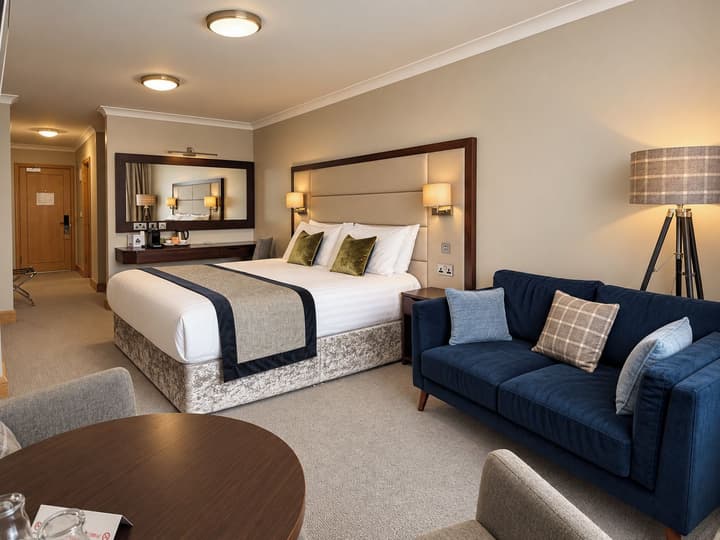 Menlo Park Hotel