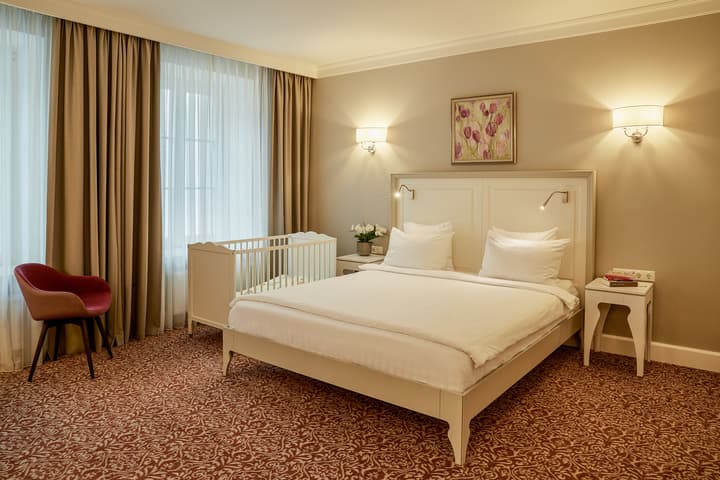 Ratonda Centrum Hotels