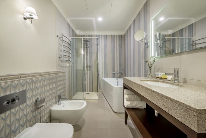 Ratonda Centrum Hotels