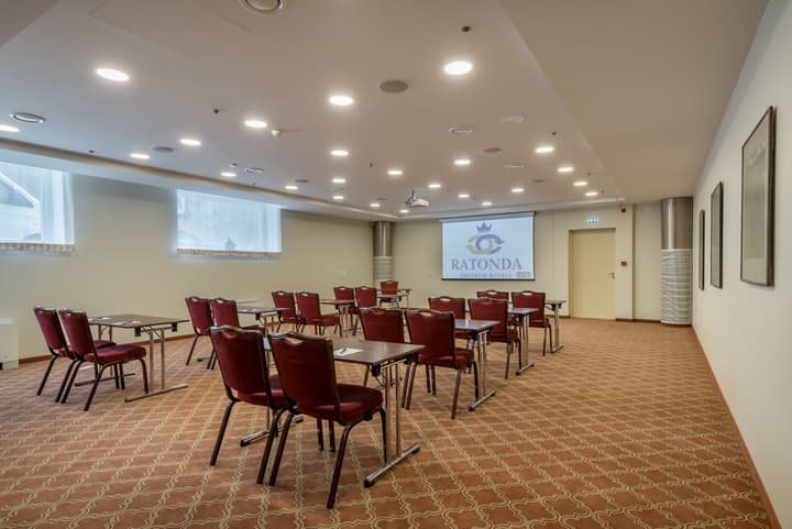 Ratonda Centrum Hotels