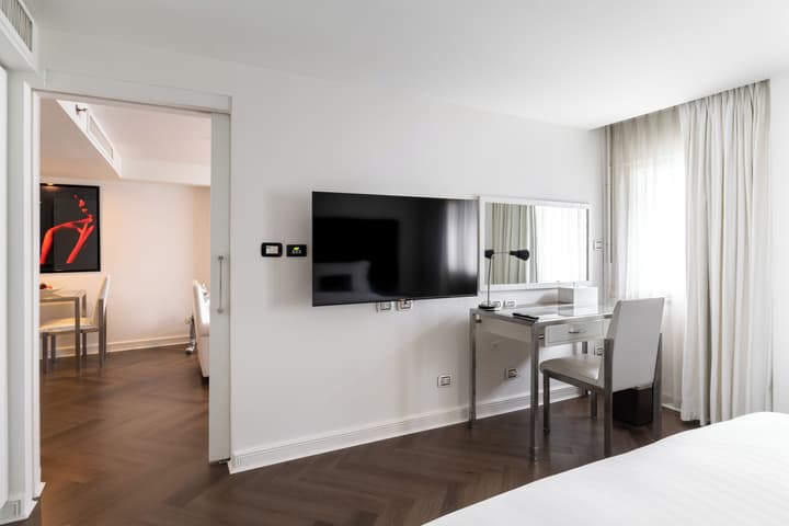 Night Hotel Bangkok - Asoke Sukhumvit 15