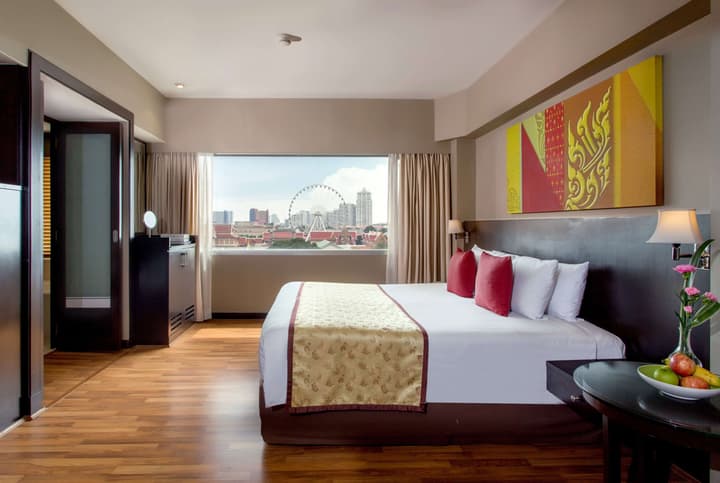 Ramada Plaza by Wyndham Bangkok Menam Riverside