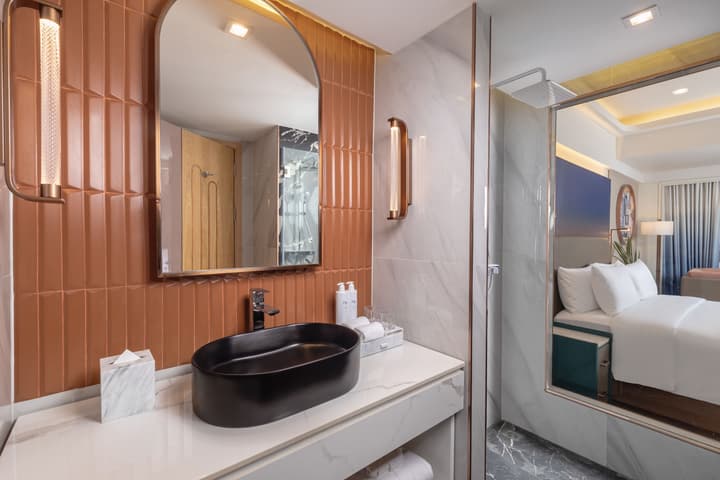 Pipa Bangkok Sukhumvit 11 by Kingston Hotels