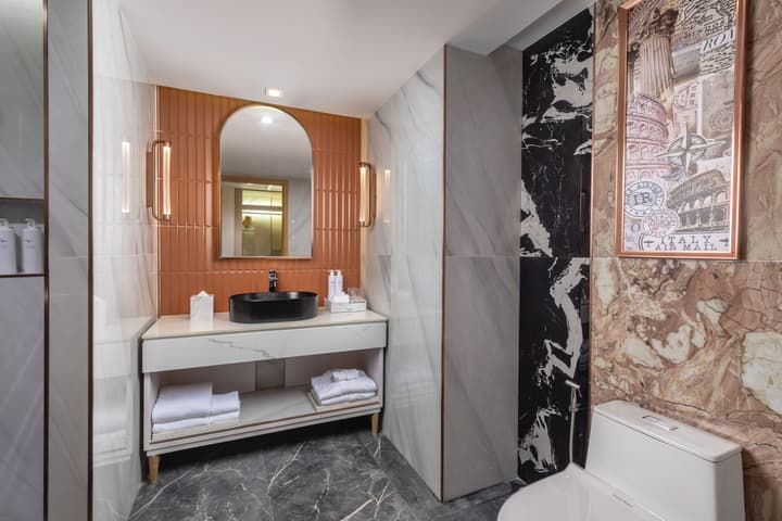 Pipa Bangkok Sukhumvit 11 by Kingston Hotels