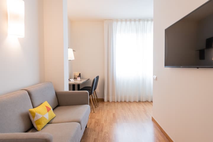 Aparthotel Atenea Valles