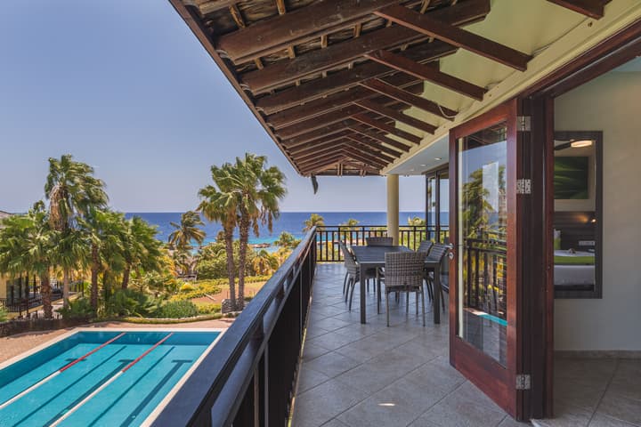 LionsDive Beach Resort
