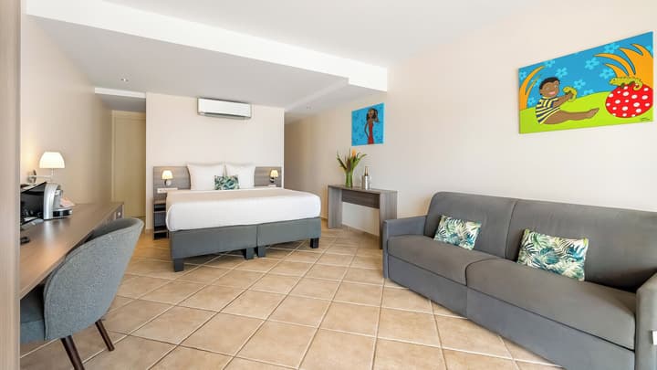 LionsDive Beach Resort