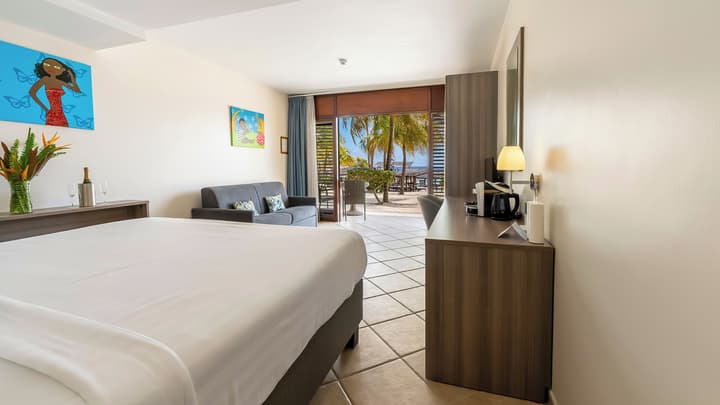 LionsDive Beach Resort