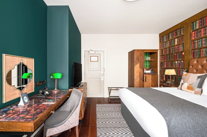 Hotel Indigo Edinburgh - Princes Street by IHG