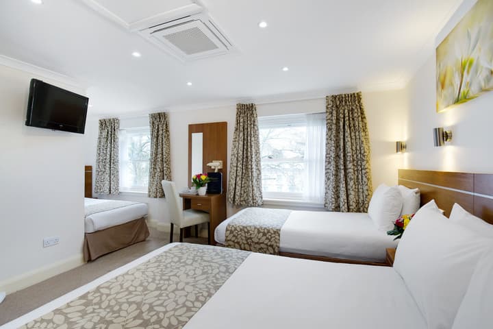 Park Avenue Bayswater Inn Hyde Park