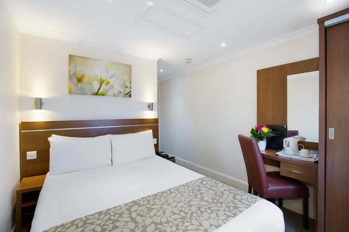 Park Avenue Bayswater Inn Hyde Park