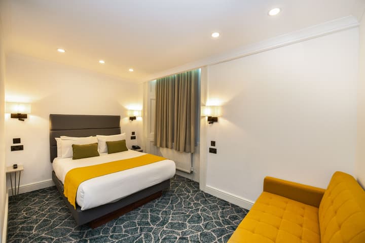 Park Avenue Bayswater Inn Hyde Park