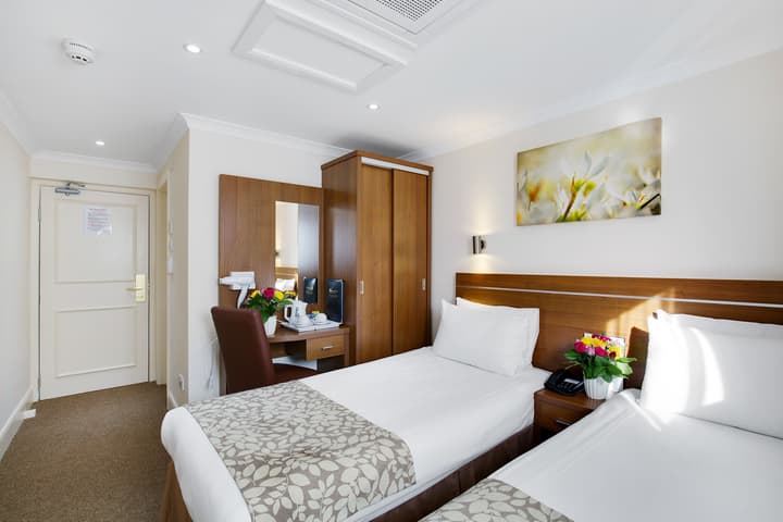 Park Avenue Bayswater Inn Hyde Park