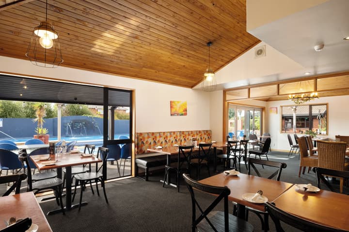Riverside Hotel Marlborough