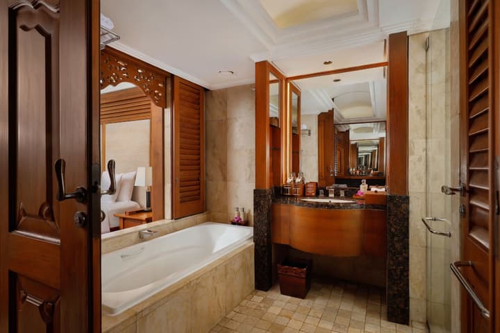 Nusa Dua Beach Hotel and Spa - Handwritten Collection