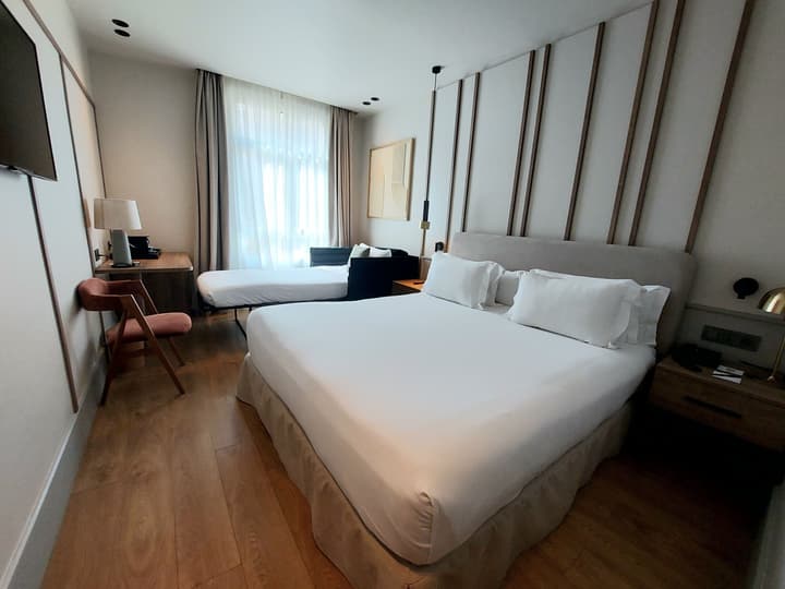 H10 Puerta de Alcalá 4* Sup