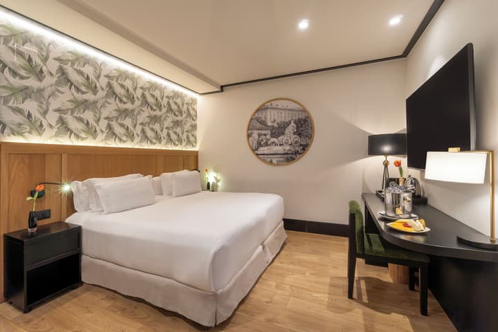 H10 Puerta de Alcalá 4* Sup