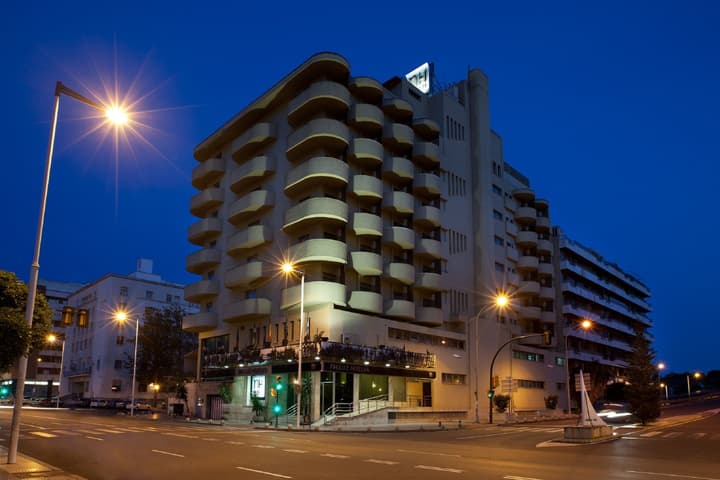 NH Luz Huelva