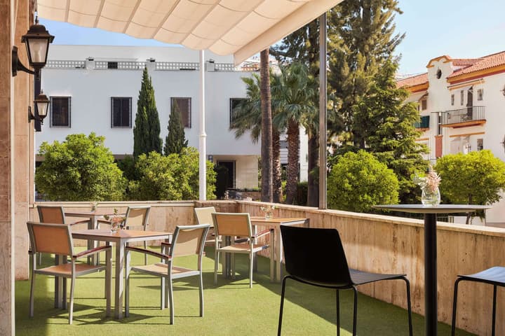 NH Luz Huelva