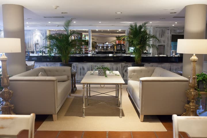 Hotel Luze El Toro