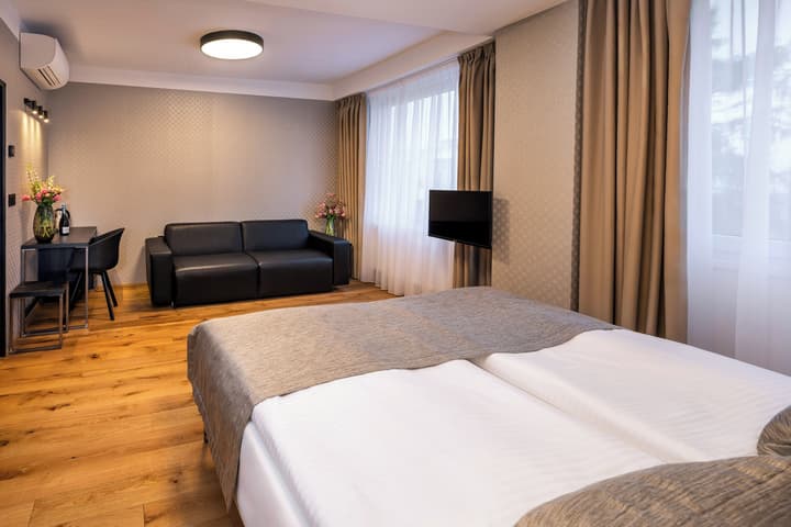 Aida Hotel