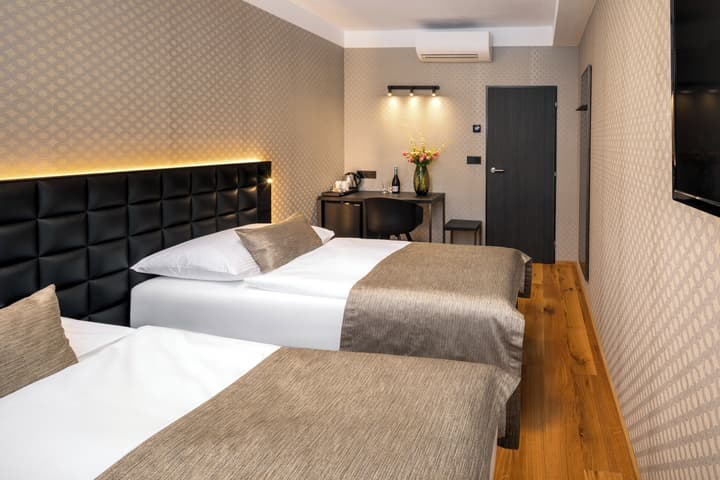 Aida Hotel