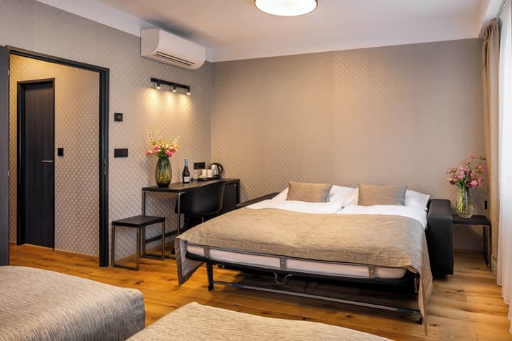 Aida Hotel