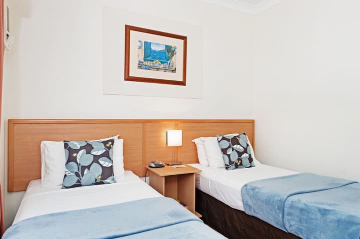 Cairns Queens Court